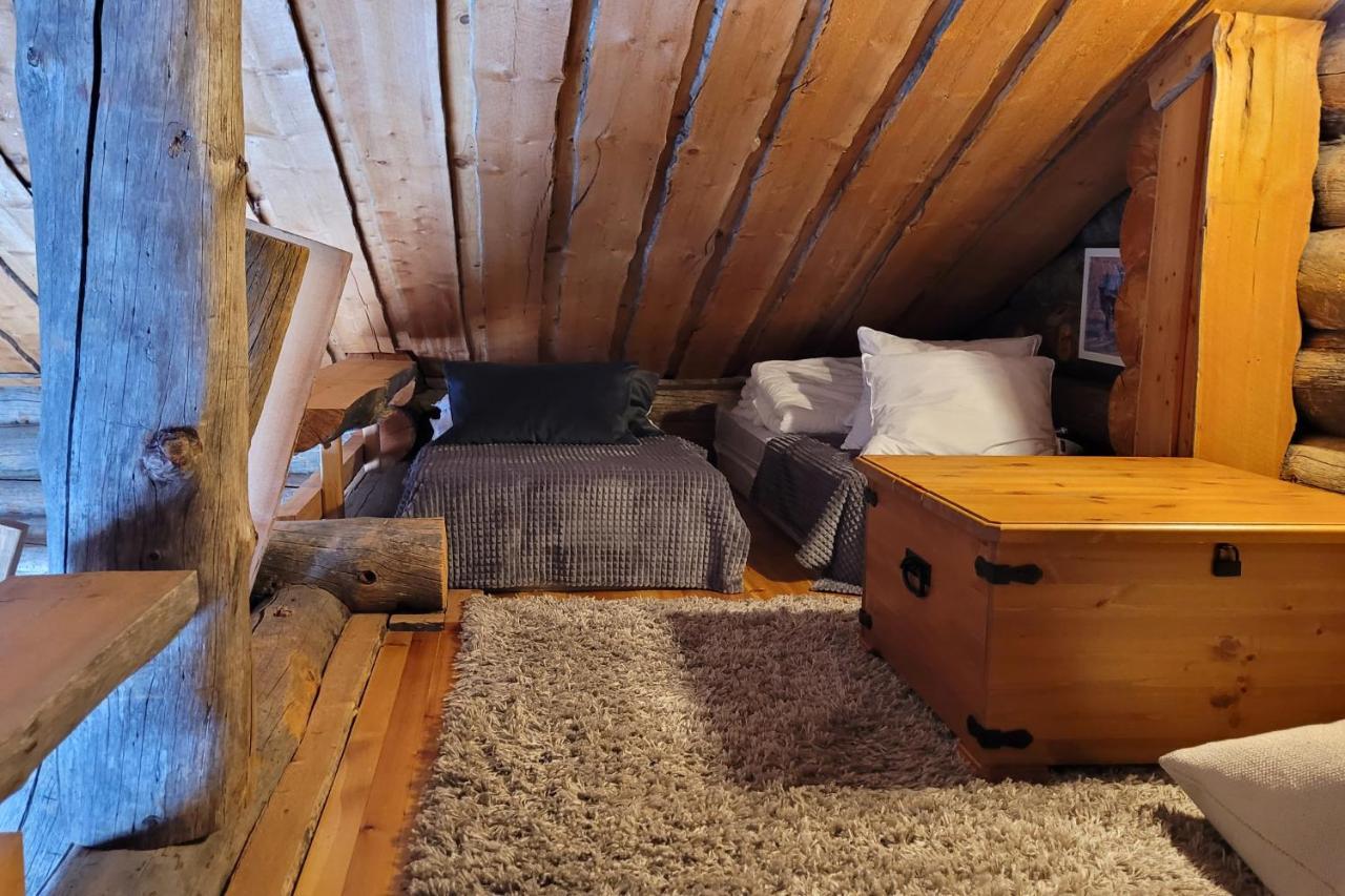 Holiday Home Vonkamies ลูออสโต ภายนอก รูปภาพ