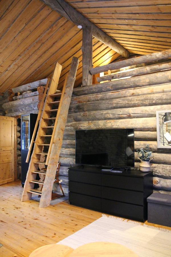 Holiday Home Vonkamies ลูออสโต ภายนอก รูปภาพ